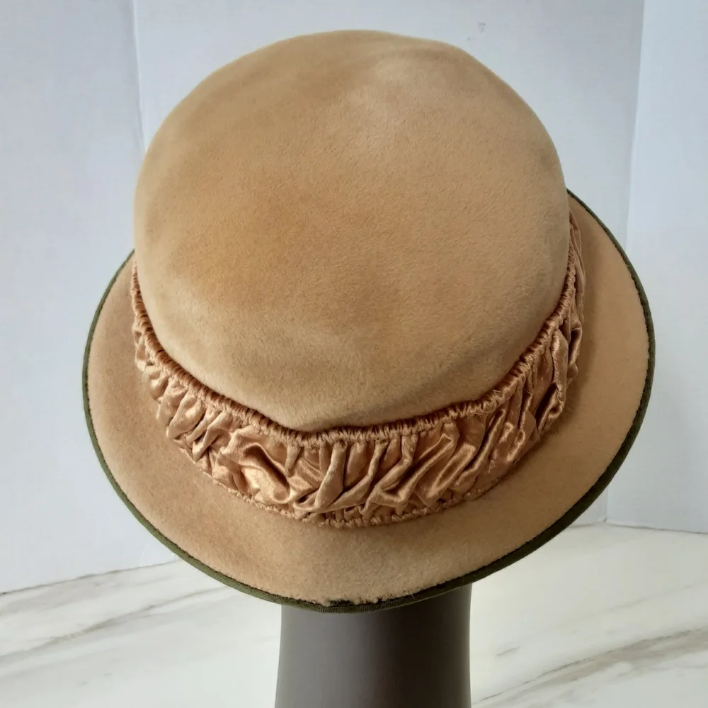 GLORY Cloche Yellow Mustard Wool Felt Green Velour Hat Sz S - Vtg 50's